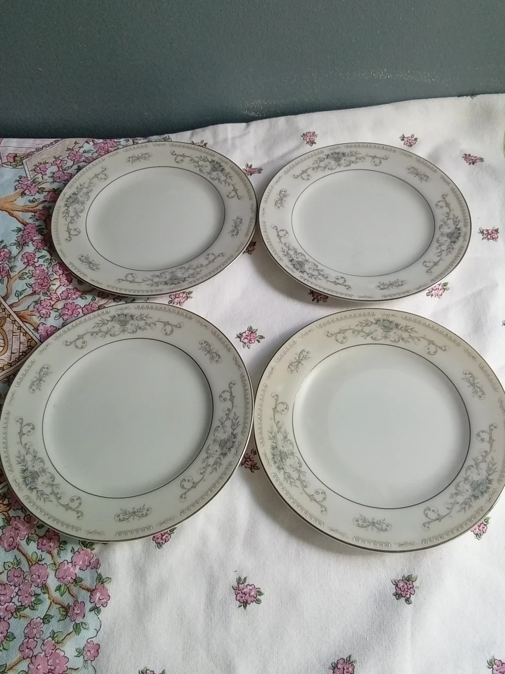 Diane‎ Fine Porcelain China Japan Bread and Butter Plates Set of 4 Floral Silver